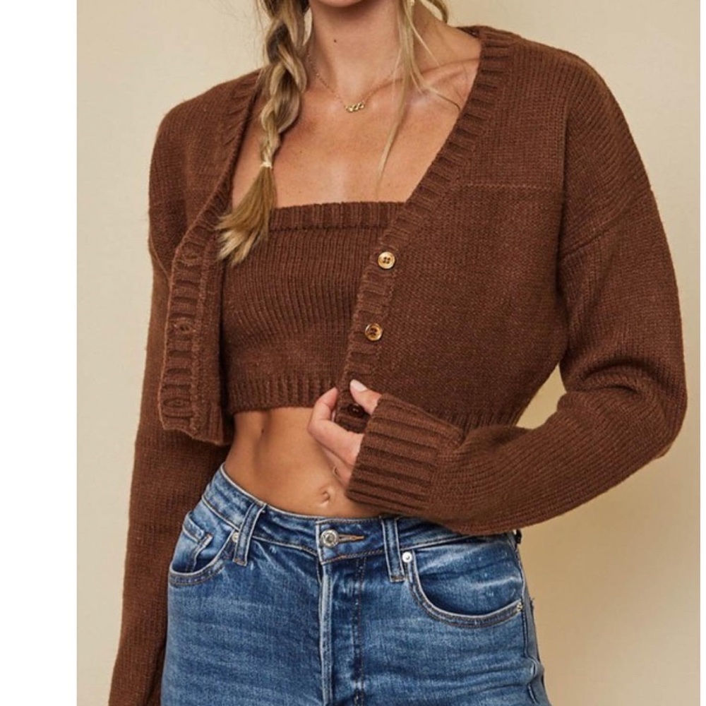 Cropped knit brown cardigan crop top set